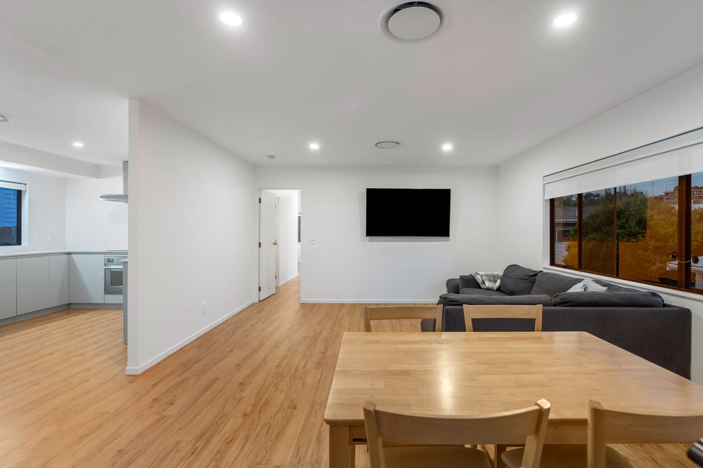 Photos of 75 Langana Avenue