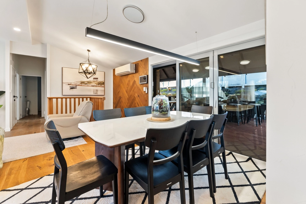 Photos of 32 Joyces Road