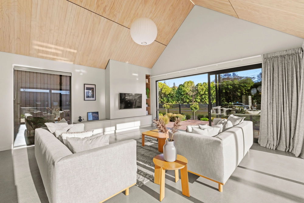 Photos of 121 Claridges Road