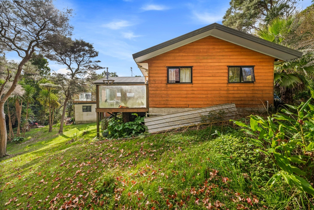 Photos of 424 Don Buck Road