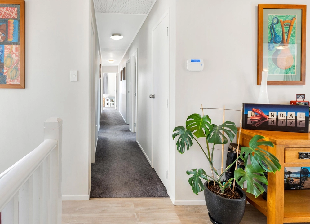 Photos of 22 Jandell Crescent