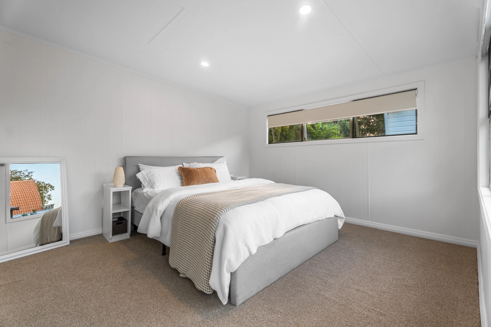 Photos of 32 Kiwi Street