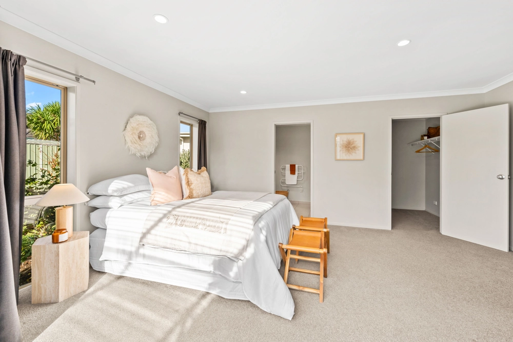 Photos of 6 Ngatiti Place