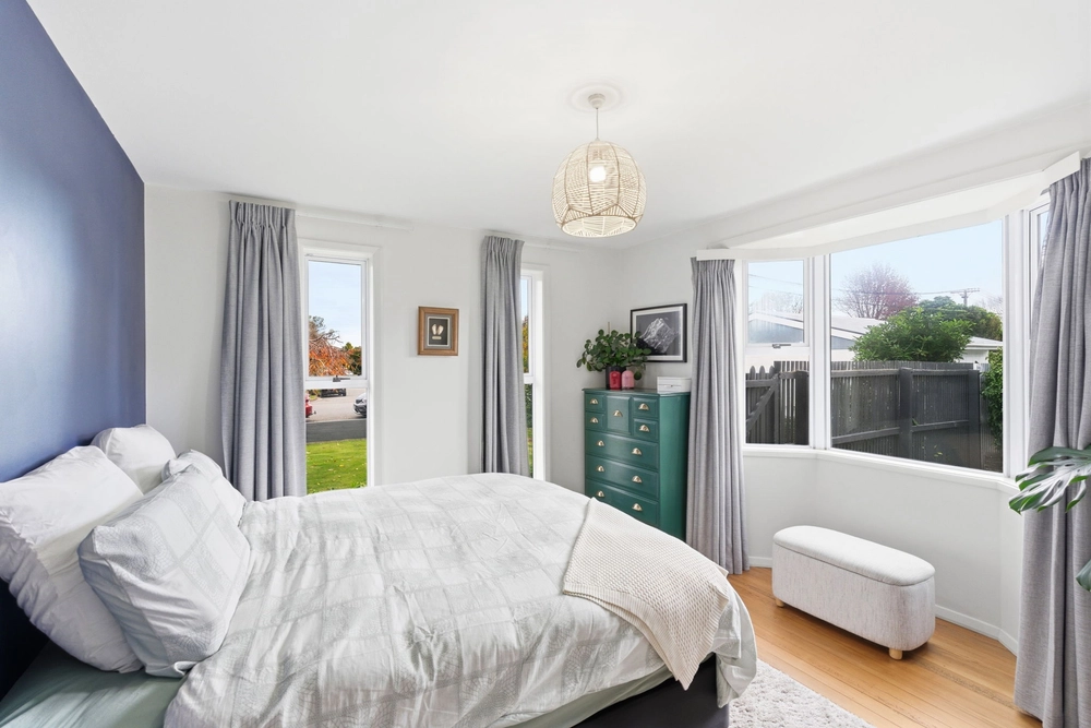 Photos of 72 Merrin Street
