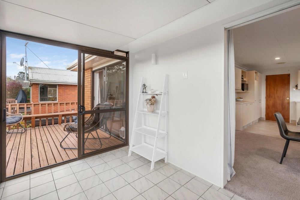 Photos of 47 Kinmont Crescent
