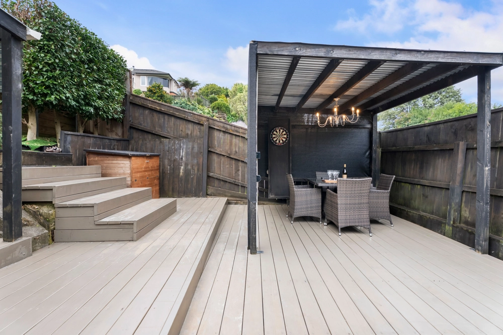Photos of 33 Brooke Road