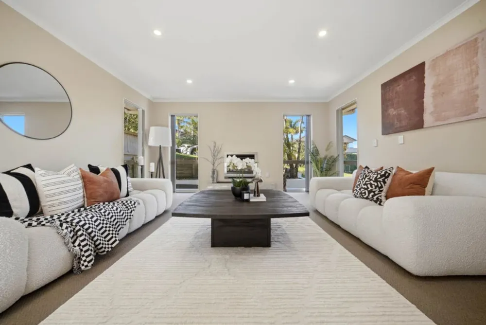 Photos of 6 Hilton Close