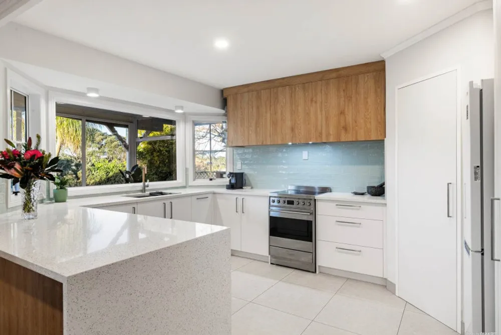 Photos of 11 Riverside Drive