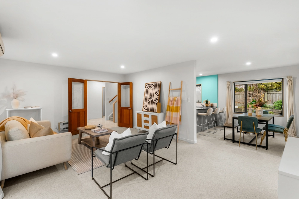 Photos of 70 Wharenui Road