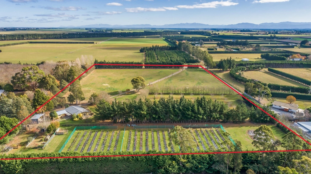 Photos of 138 Harrs Road