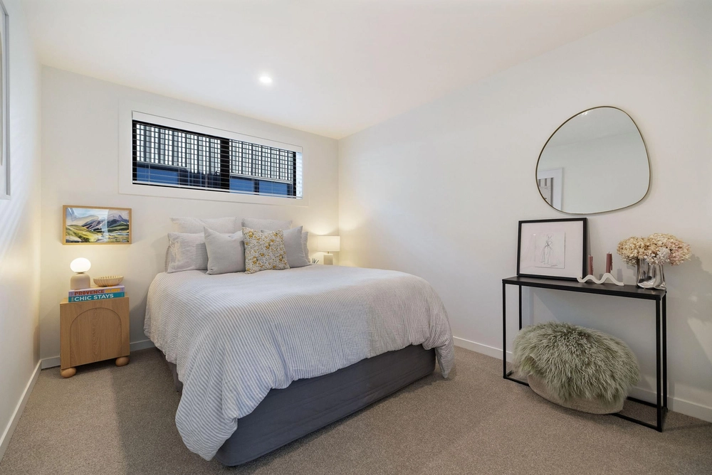 Photos of 24 Perendale Road, Hanley's Farm