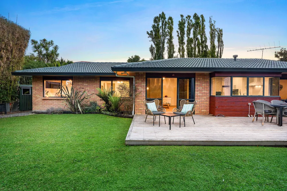 Photos of 10 Notre Dame Way