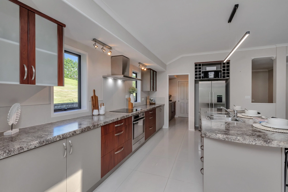 Photos of 43 Roydon Drive