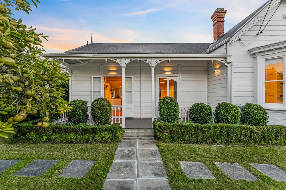 Photos of 16 Wairakei Street