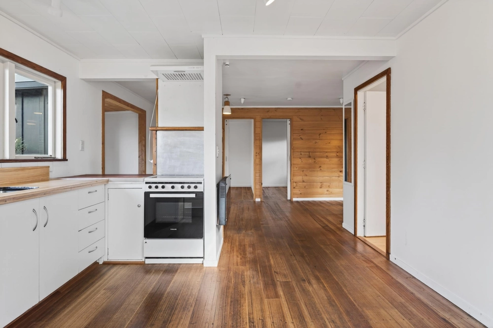 Photos of 74 Moir Street