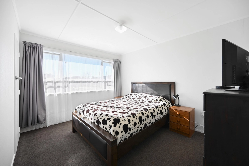 Photos of 11 Holmes Street