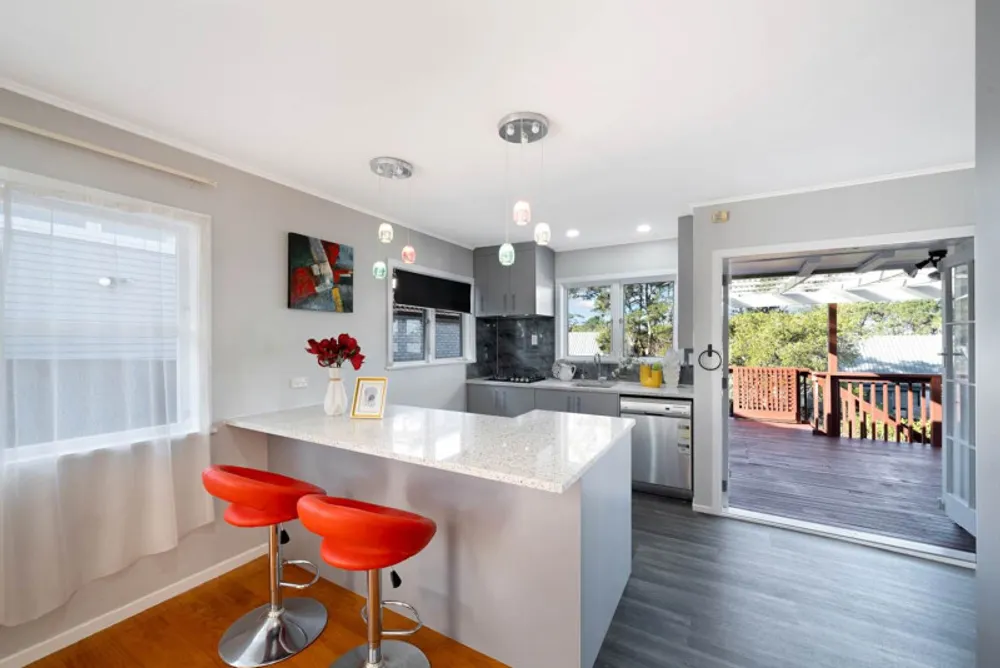 Photos of 28 Taupo Street