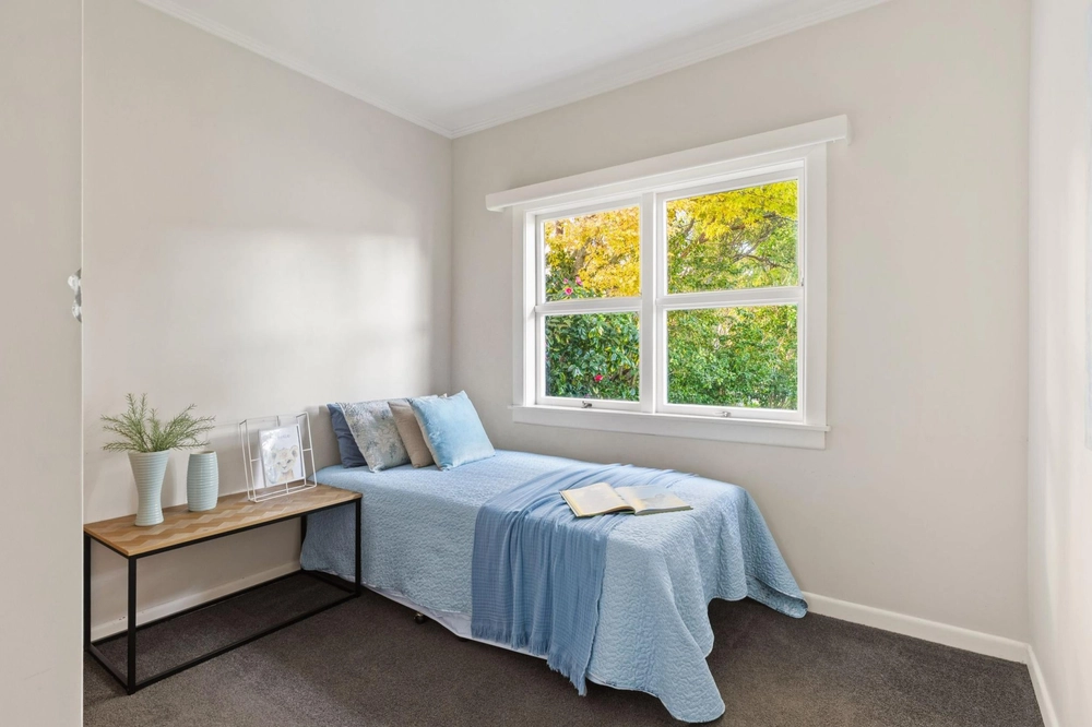 Photos of 6 Vivian Street
