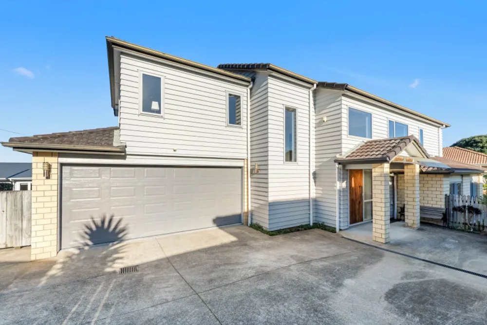 Photos of 43A Hayr Road