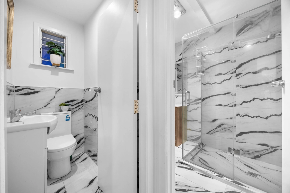 Photos of 75 Penrose Road