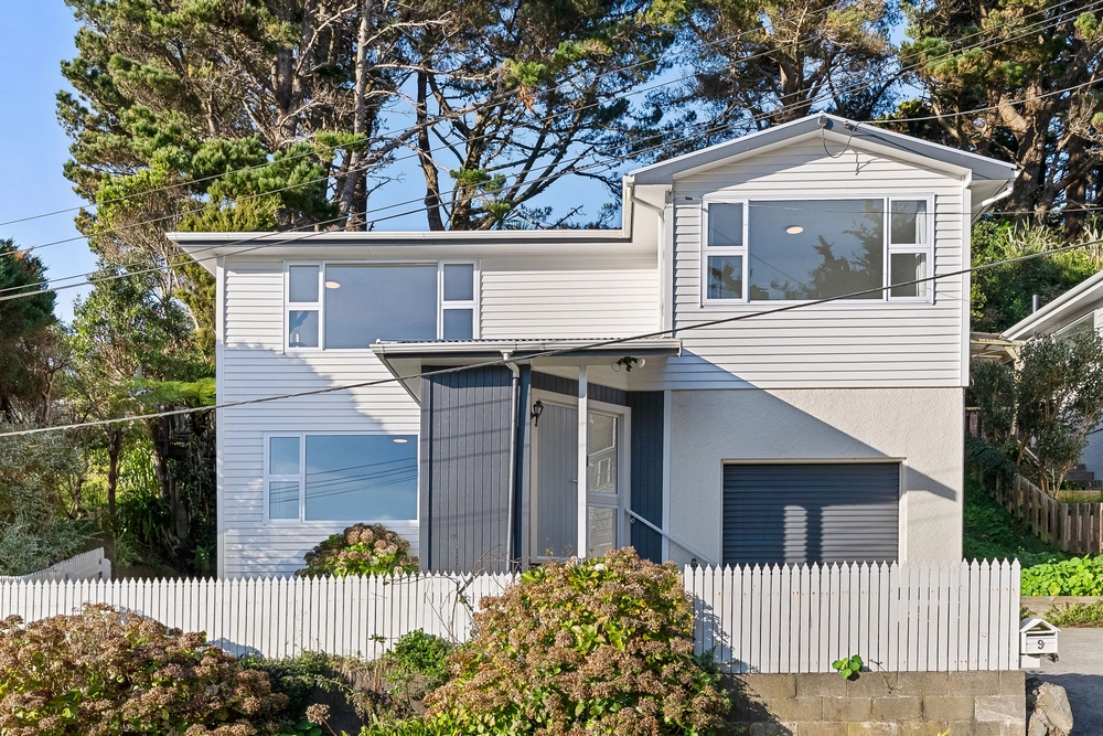 Photos of 9 Lomond Street