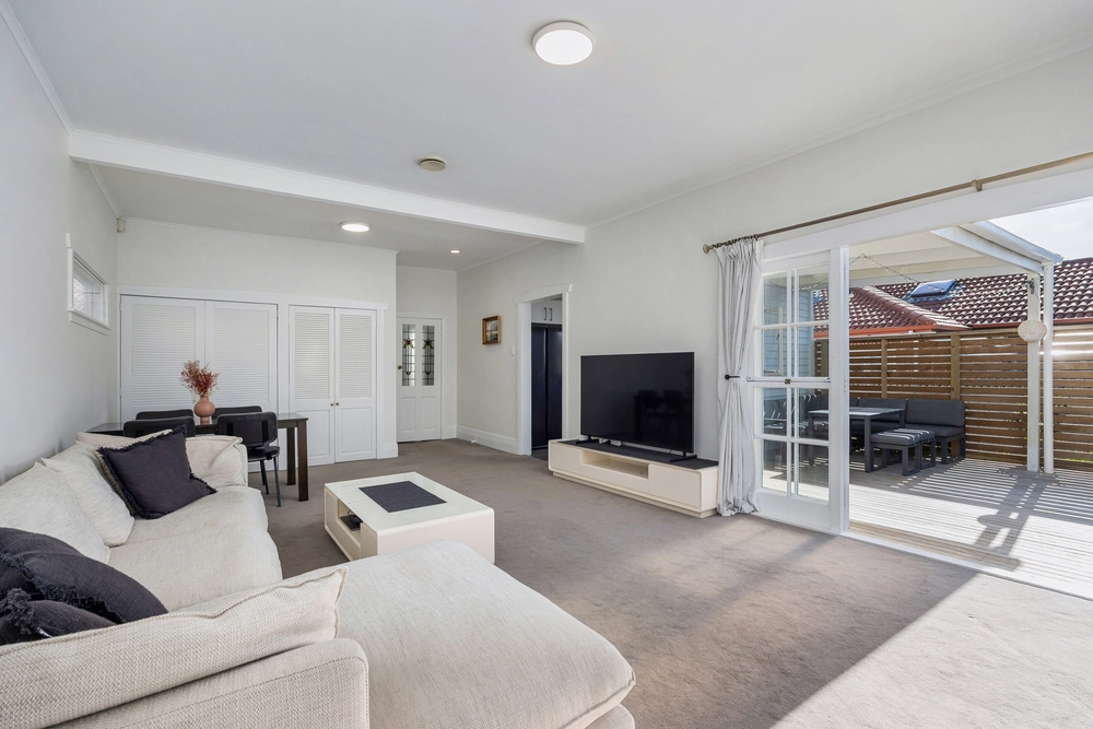 Photos of 116 Carrington Road