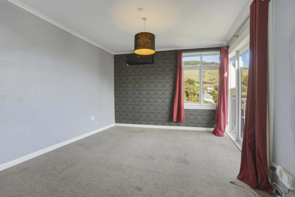 Photos of 7 Dickson Street