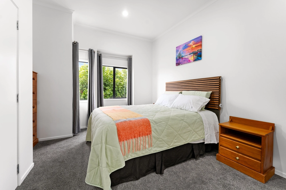 Photos of 19G Vause Street