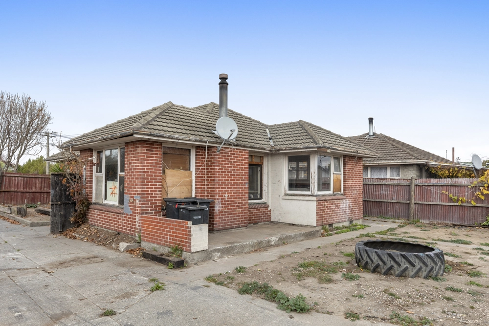 Photos of 40 Tomrich Street