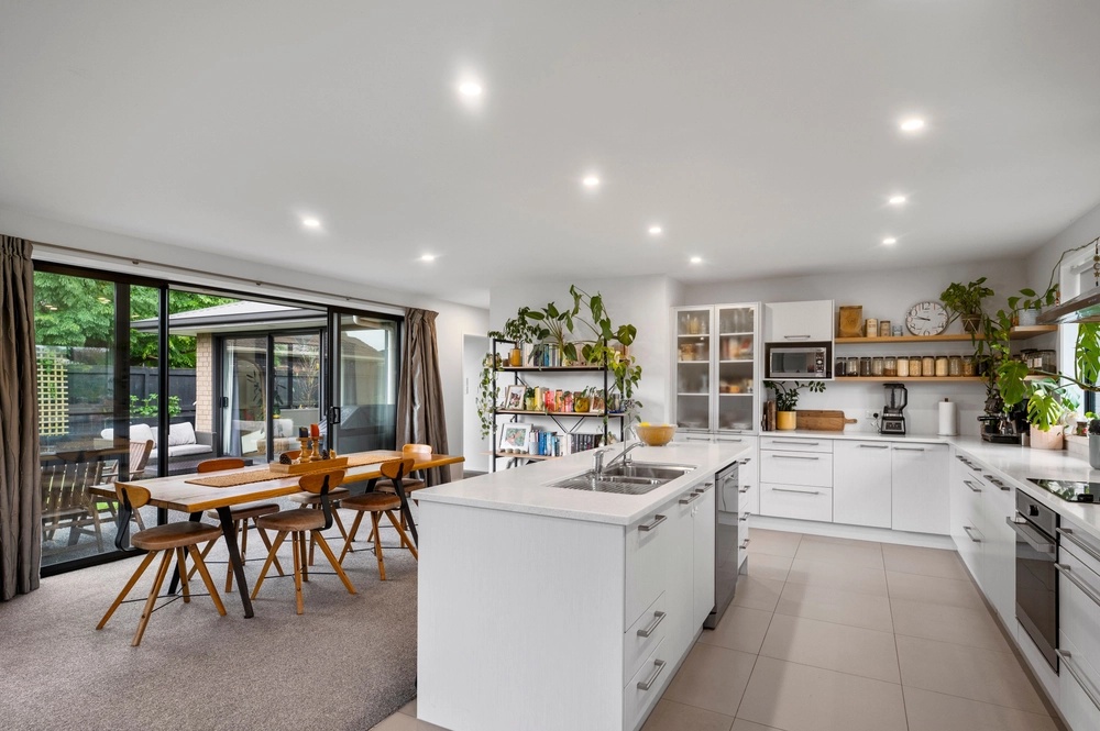 Photos of 11 Oakwood Way