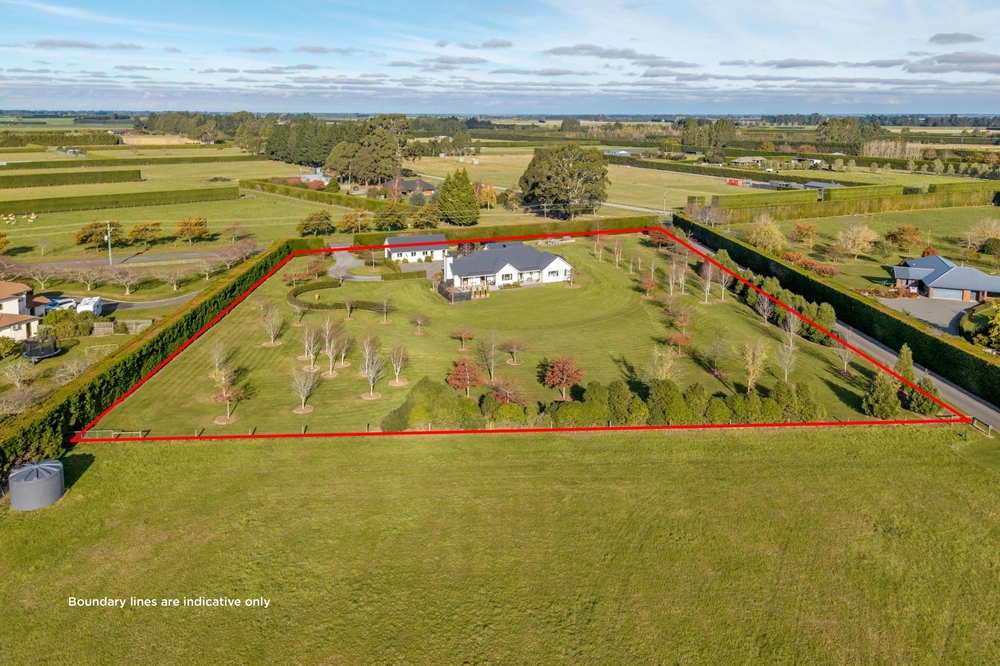 Photos of 695 McLaughlins Road