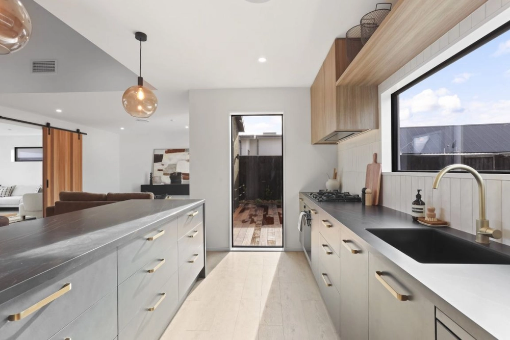 Photos of 2 Cathie Street