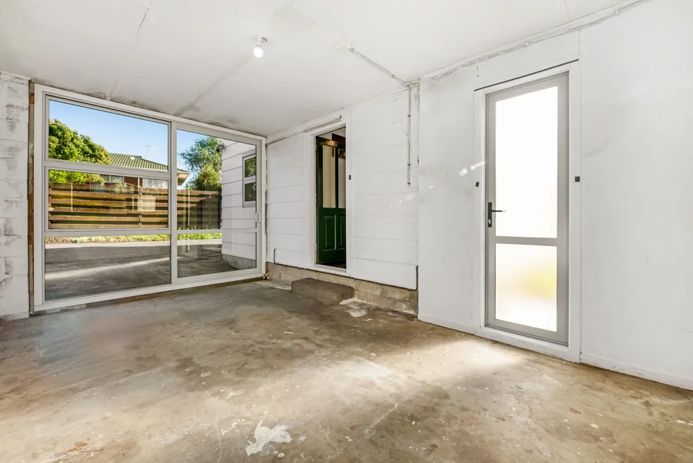 Photos of 1/85 Meadway