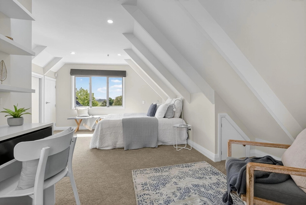 Photos of 333 Tuhimata Road