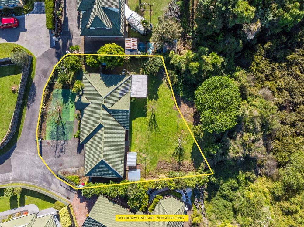 Photos of 67 Burswood Drive