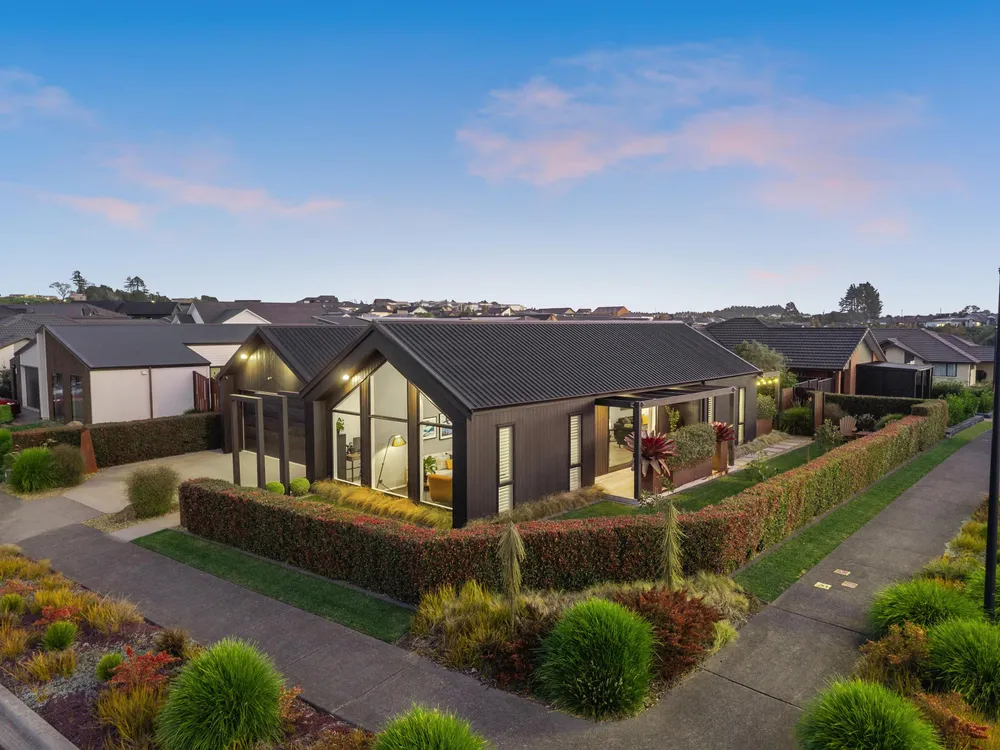 Photos of 47 Te Paea Avenue
