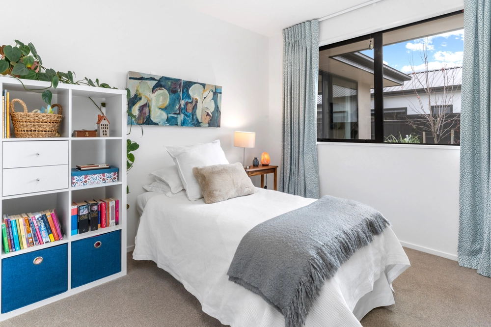 Photos of 10 Spalling Road