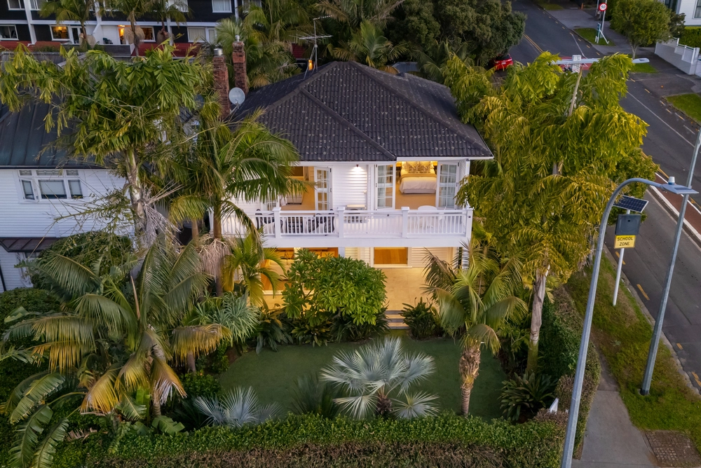 Photos of 30 Sarsfield Street