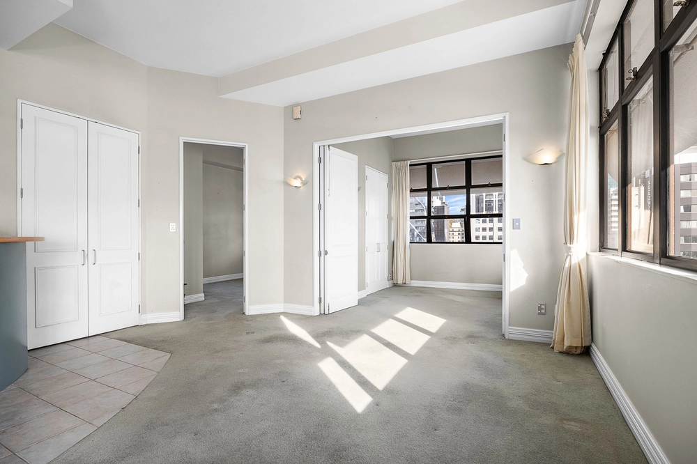 Photos of 148 Quay Street