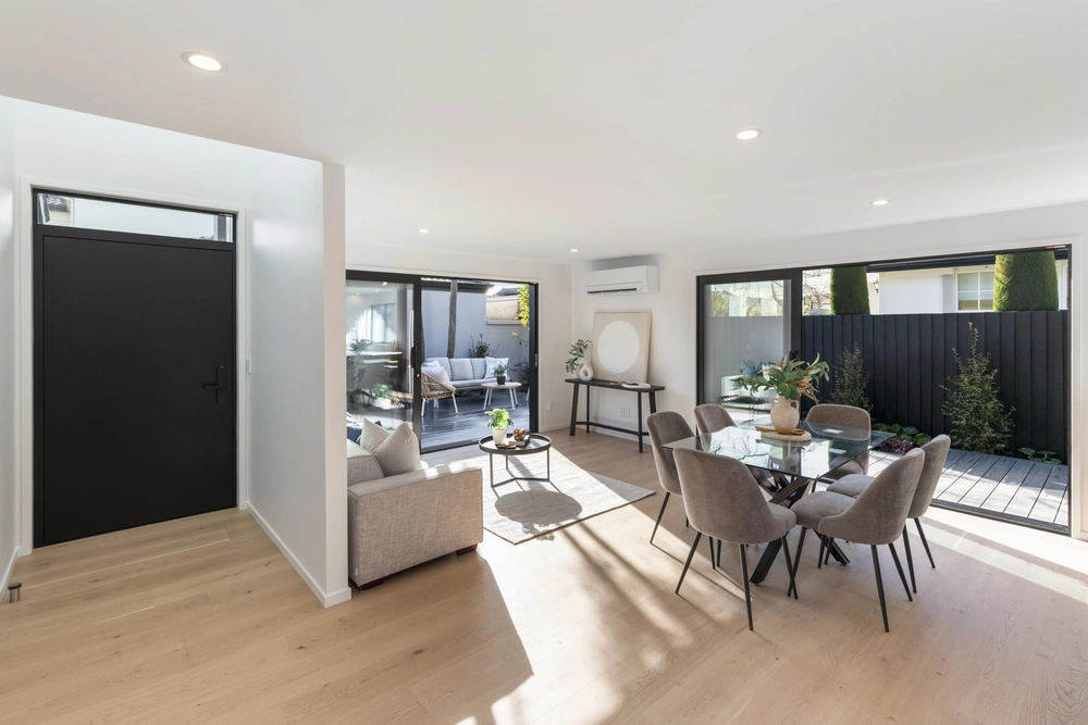 Photos of 2/61 Murray Place