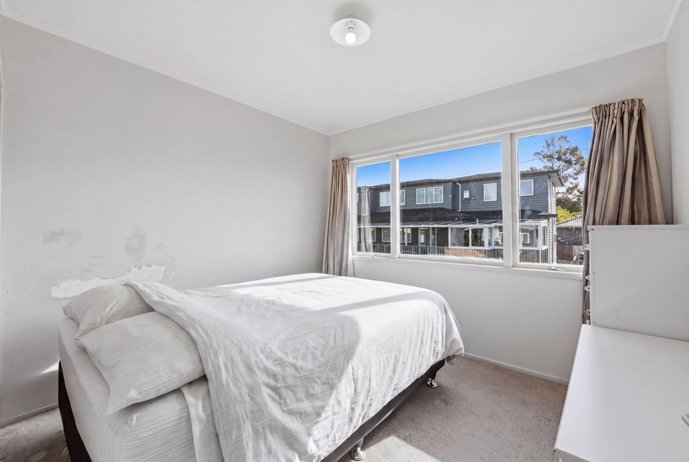 Photos of 148 Astley Avenue