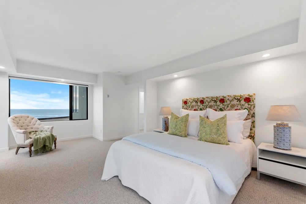 Photos of 72 Glenstrae Road