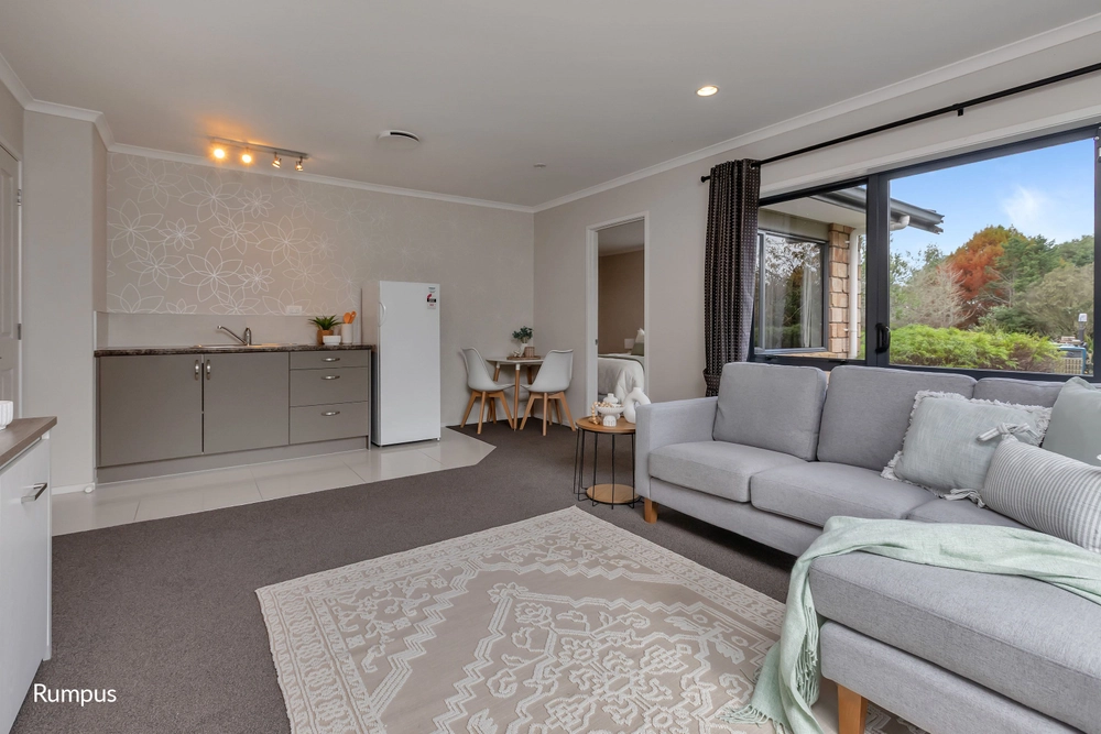 Photos of 43 Roydon Drive