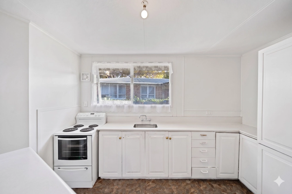 Photos of 36 Landon Avenue