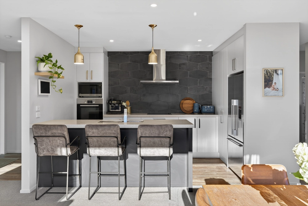 Photos of 9 Hillbourne Street