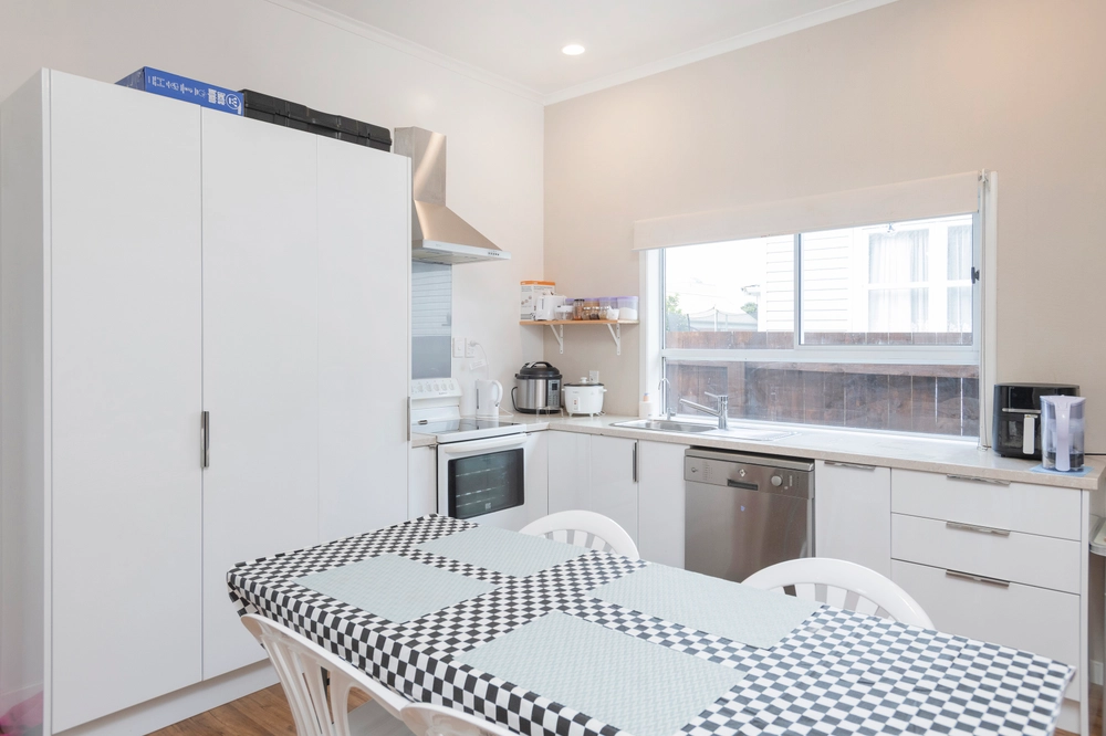 Photos of 245 Kahutia Street