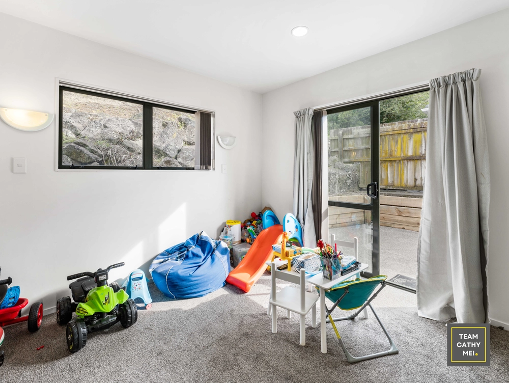Photos of 2/124 Alfriston Road
