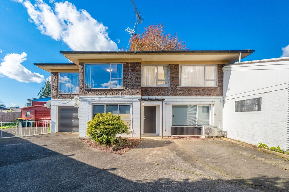 Photos of 1/16 Butler Avenue