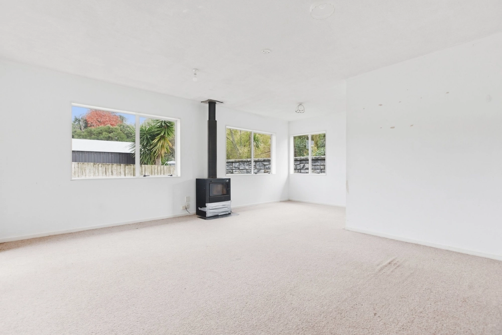 Photos of 53D Esmeralda Street