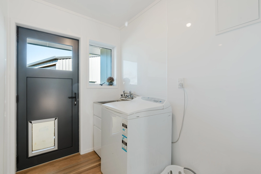 Photos of 1524 Te Pahu Road